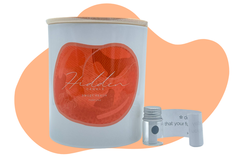 Sweet Peach - Fortune Telling Candle